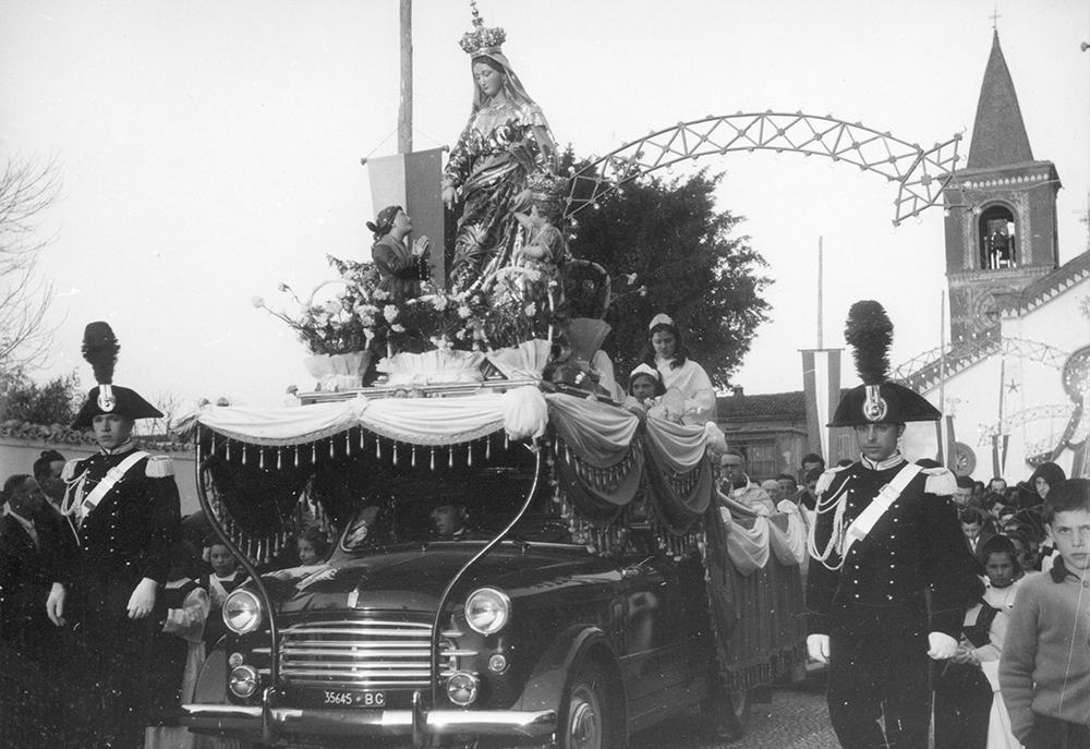 Basella, Piazzale Santuario, aprile 1956, Sesto Centenario Apparizione