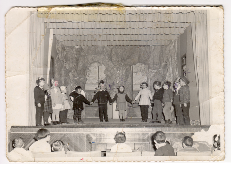 Recita teatrale dei bambini a Basella