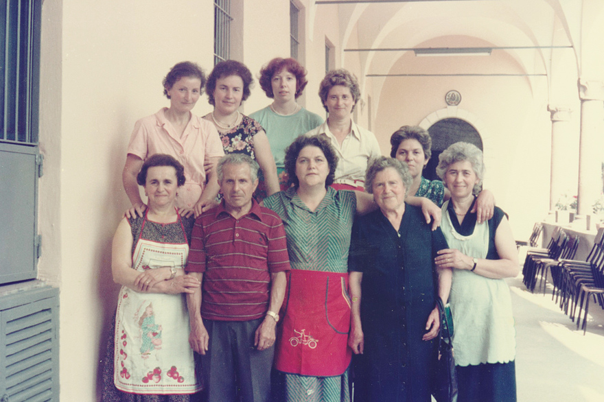 Volontarie e volontari in convento (1999)